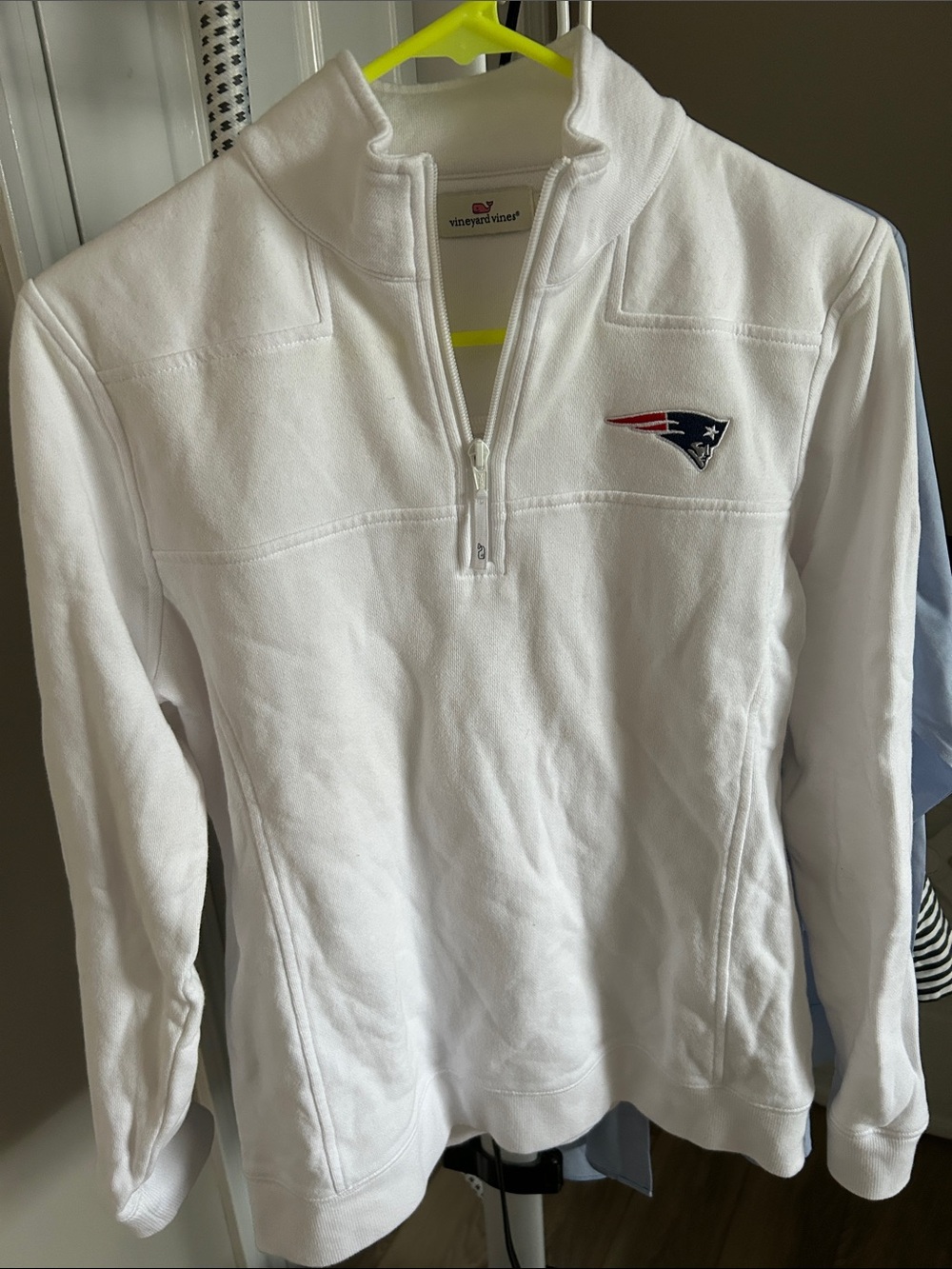 Vineyard Vines Kids White New England Patriots Quarter-Zip Pullover women’s s